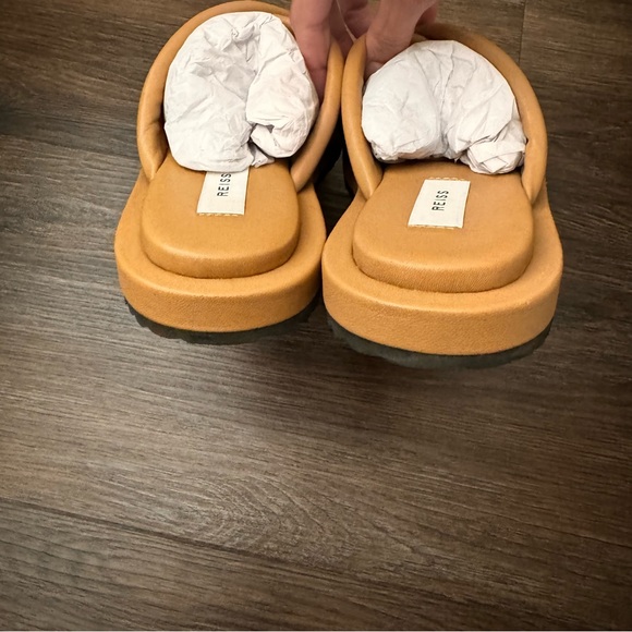 Reiss Blair Leather Slide Sandal - Picture 4 of 8